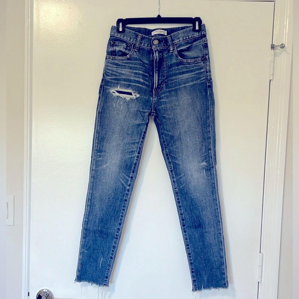 Moussy- Hammond slim jeans. Size 26, high rise, lmid blue denim 👖😍🎉✨